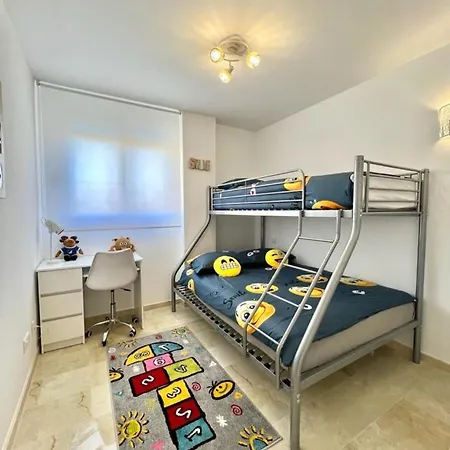 Apartamento Mar Azul, Punta Prima,la Recoleta,4 Swimming Pools And Close To The Sea *